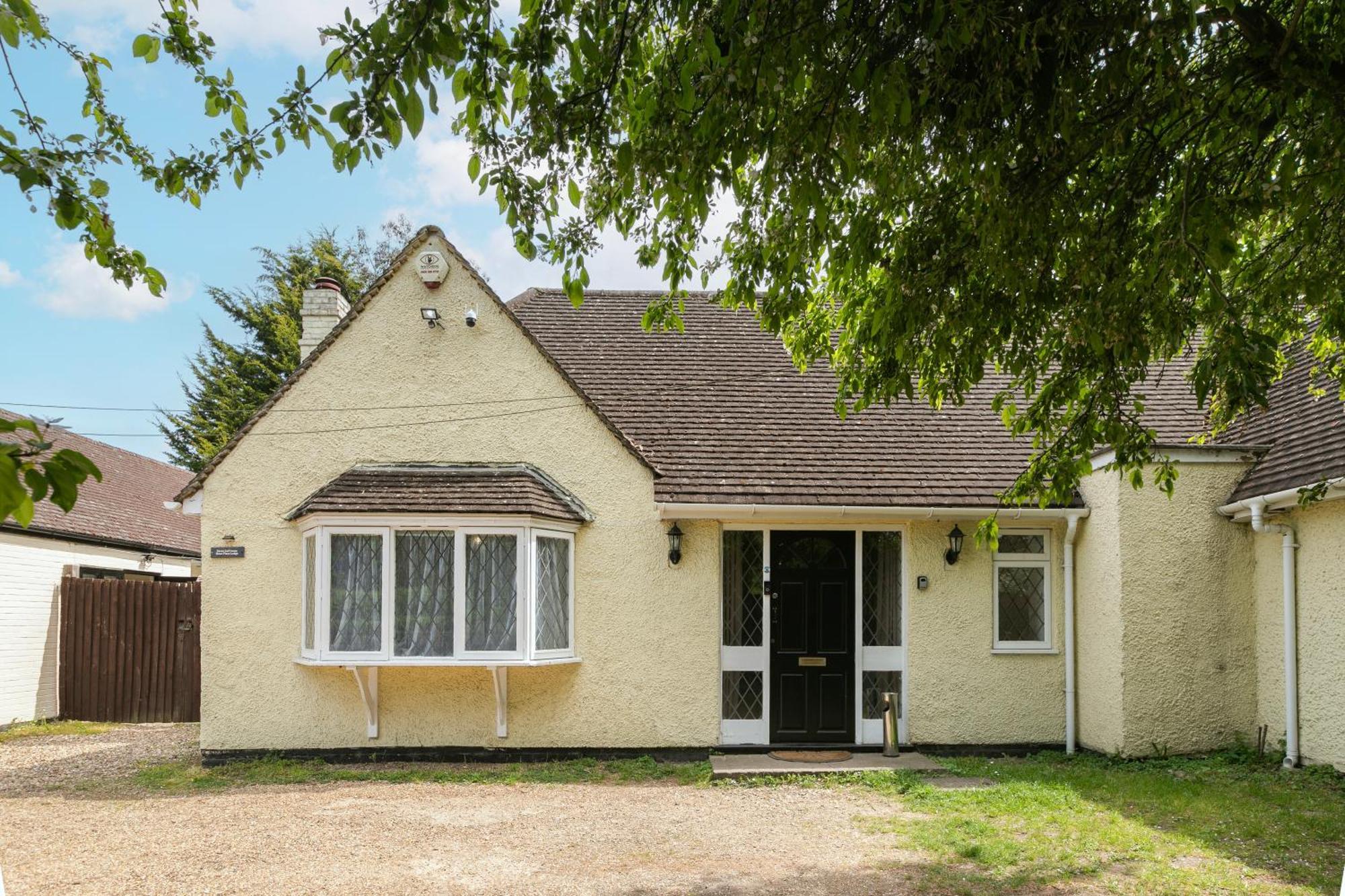 Rural Lodge Stay In Windsor! Hot Tub! Sleeps 20 Bray Kültér fotó