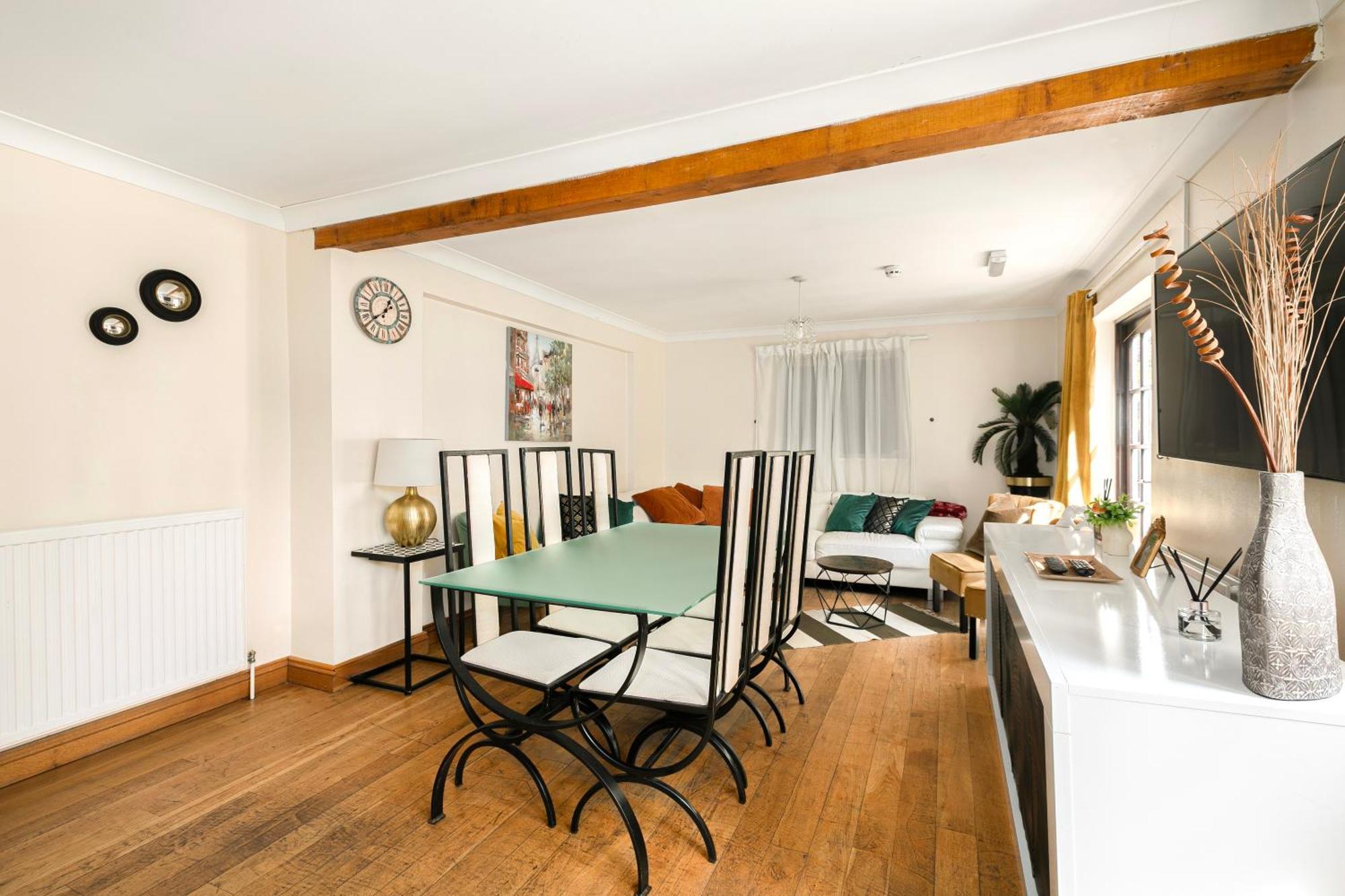 Rural Lodge Stay In Windsor! Hot Tub! Sleeps 20 Bray Kültér fotó